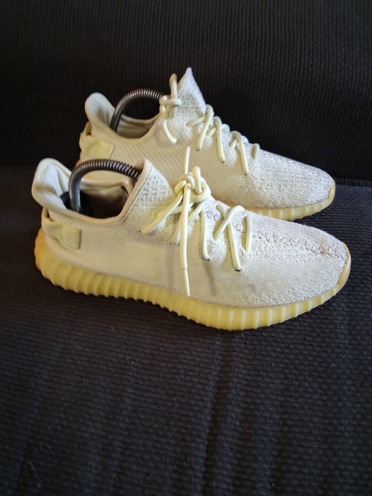 Adidas Yeezy Boost Shoes Men’s Size 9 350 V2 Sneakers Cream White Gray F36980 thumbnail 3
