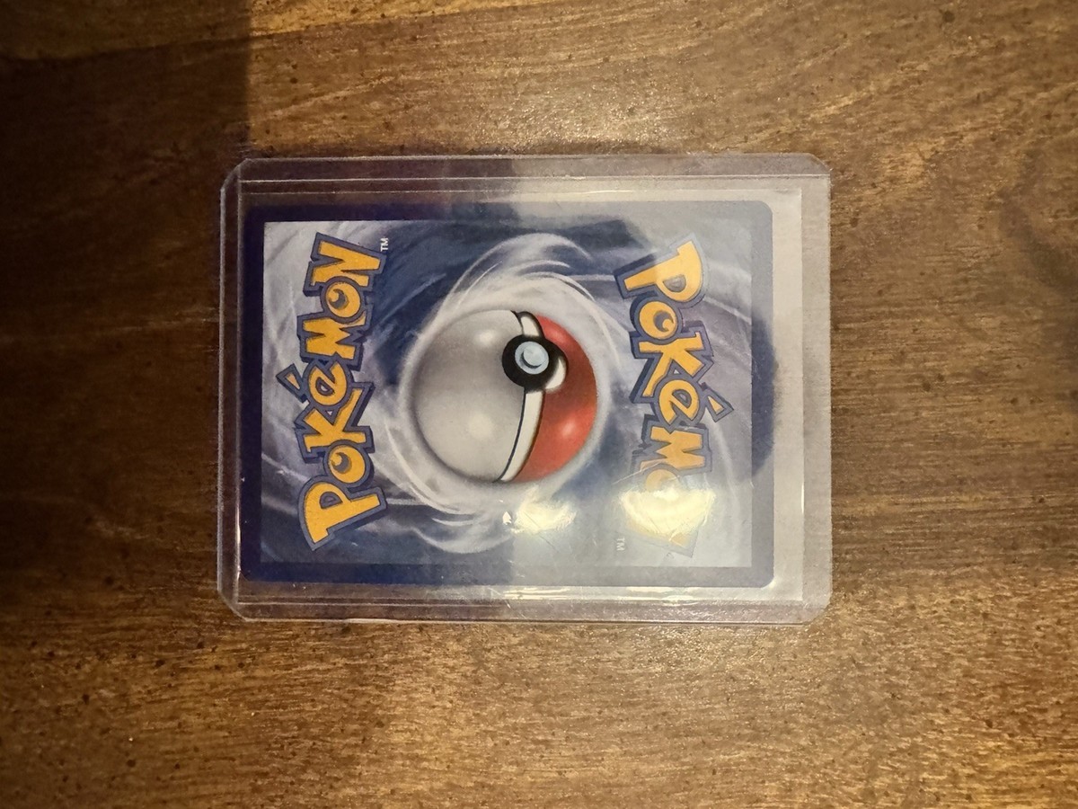 Pikachu 005/025 Pokémon TCG Card Holo 25th Anniversary