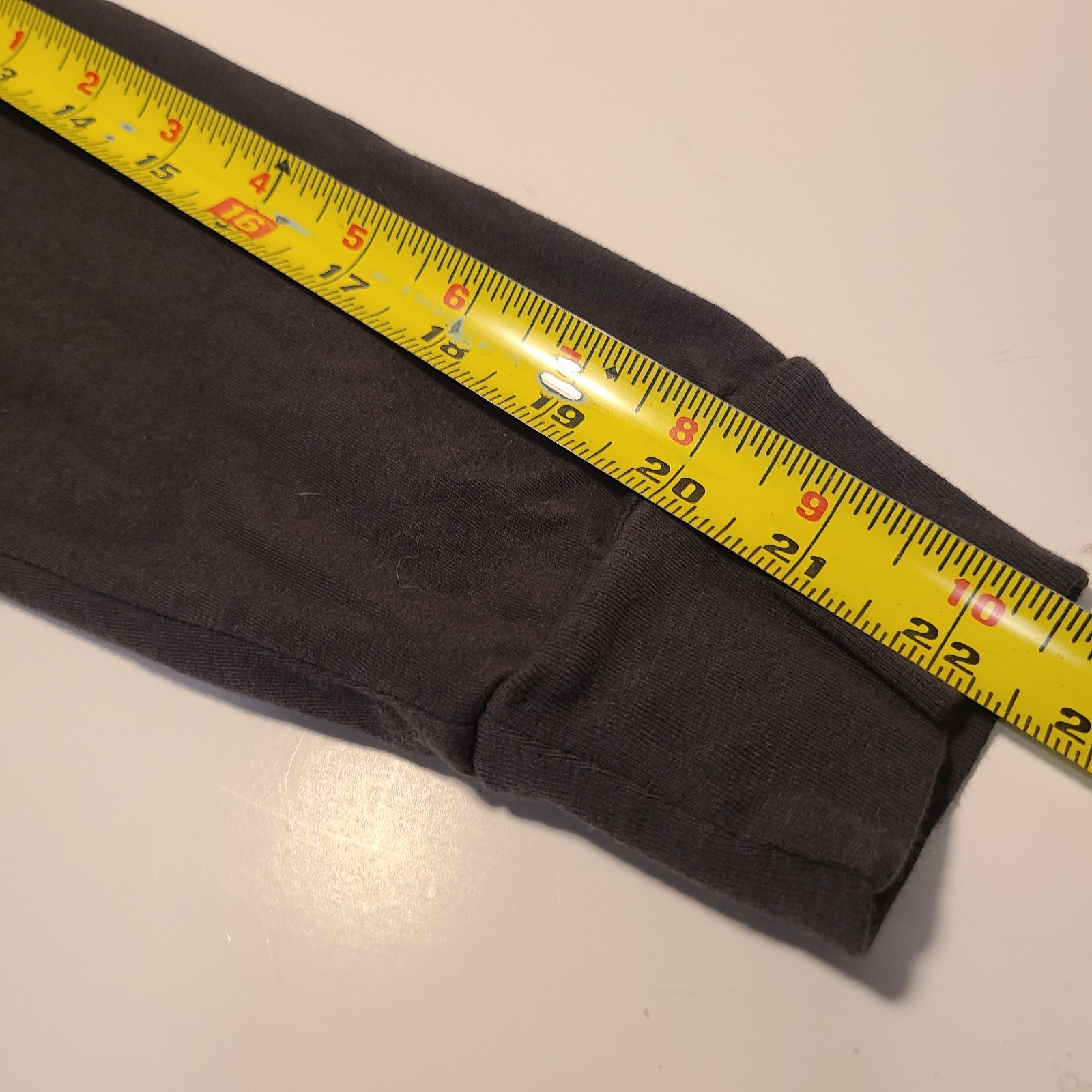 Monrow Basic Charcoal Gray Cropped Long Sleeve Po… - image 7