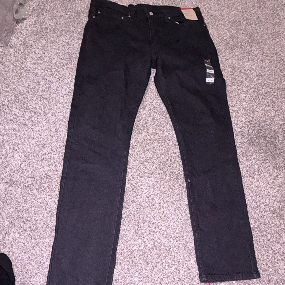 25+ Levi