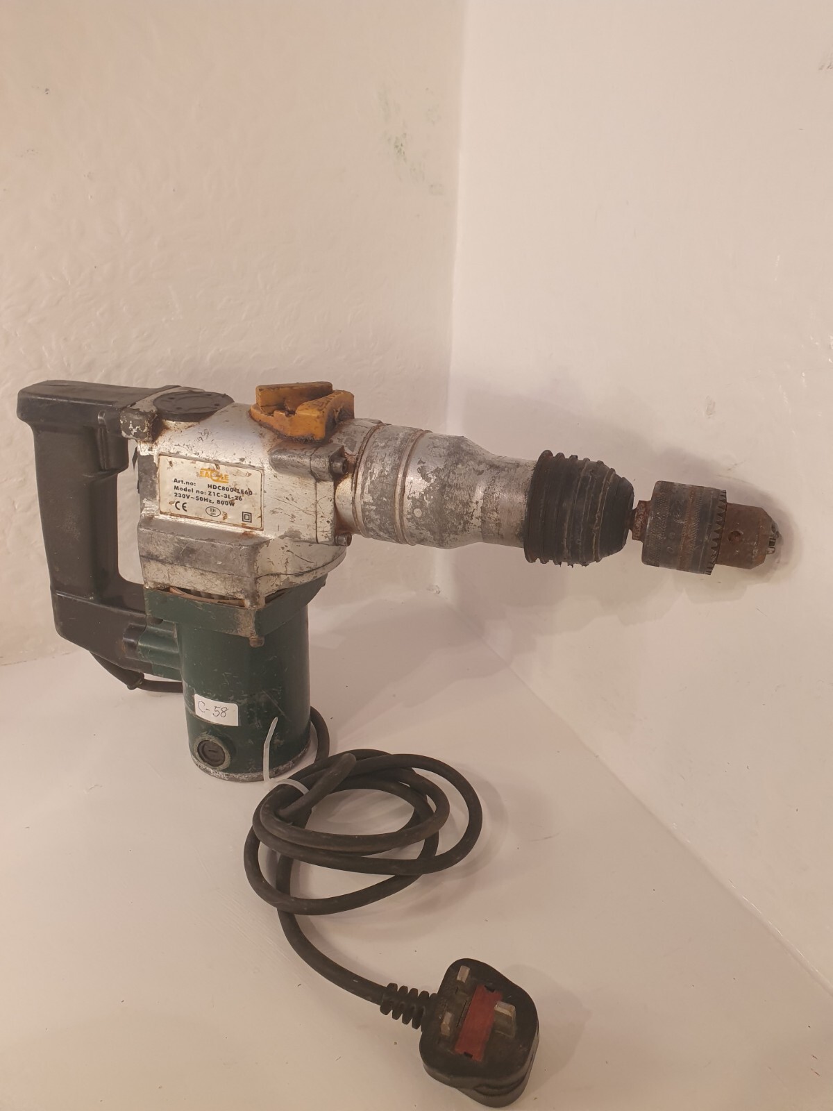 EAGLE Hammer Drill 240v 50Hz, MODEL Z1C3L26, & Art No HDC800 LE60