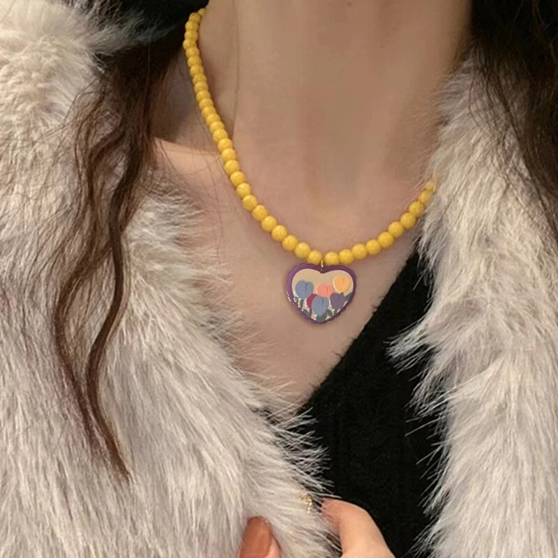 Girly jewelry store