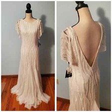 NWT Adrianna Papell Short Sleeve Fully Beaded Love Story Wedding Gown Ivy Sz 8