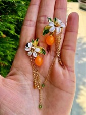 Orecchini Les Nereides smalto placcato oro 14k fiori d'arancio smalto POST