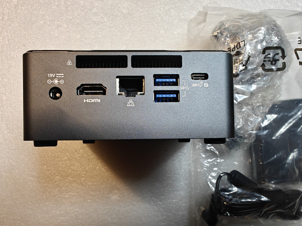Intel NUC 7 i3-7100U Mini PC | 16GB RAM | 256GB SSD + 1TB HDD