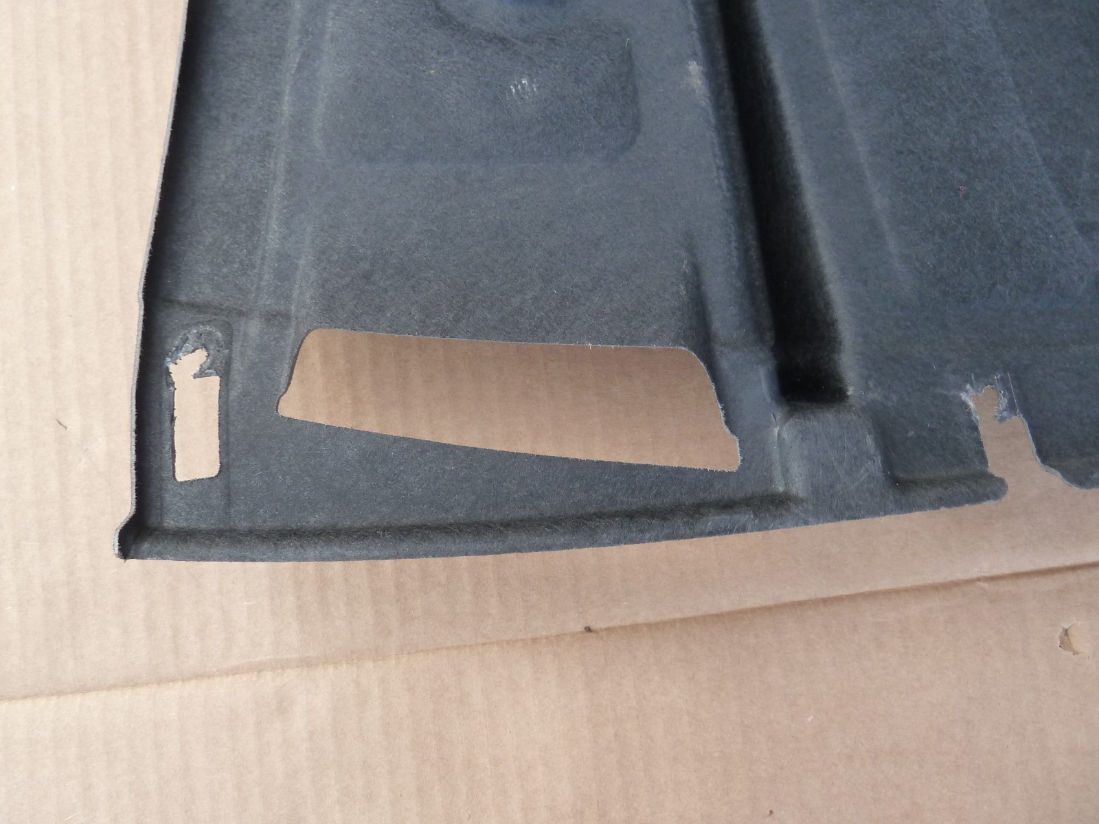 12-18 Bentley Continental GTC Convertible Rear Underbody Splash Shield Cover OEM