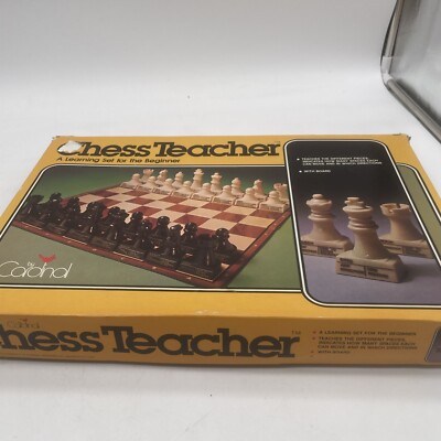 Vintage 1979 Cardinal Chess Teacher Edition Board Game Complete Queen Broken