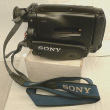 Sony CCD-TR44 Handycam Video 8 Camera Recorder  Hand/Neck Straps RARE Untested