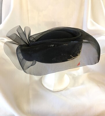 Stylish Hat Elegant Vintage Black Gold Embellished Appliqué  display picture 1