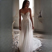Sleeveless Pearls Wedding Dress Glamorous Sweetheart A-Line Princess Bride Gown
