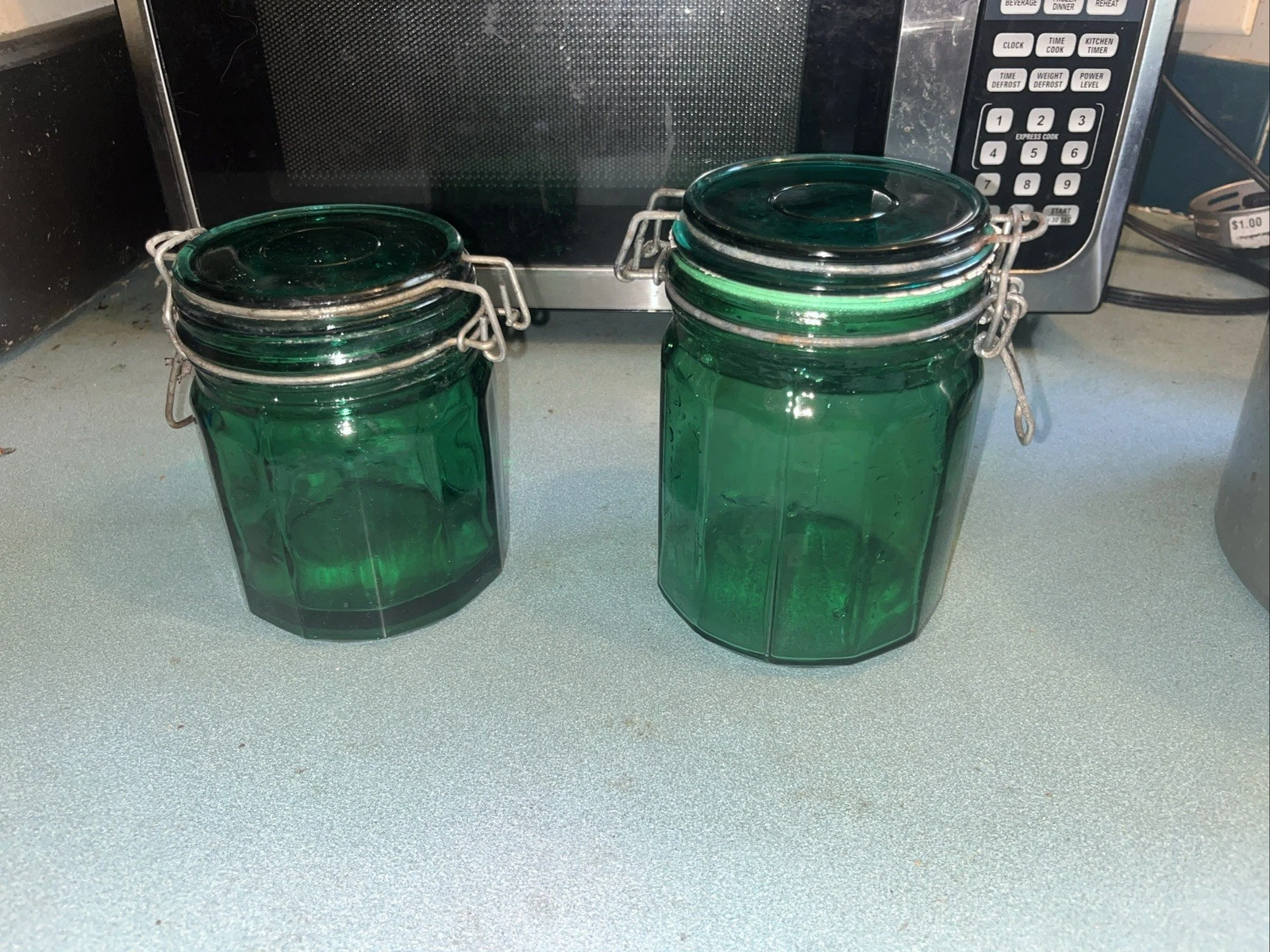 2 Vintage Emerald Green 12 Side Metal Wire Mason Bail Jar NO Seal 5 and 6” tall
Opens in a new windo