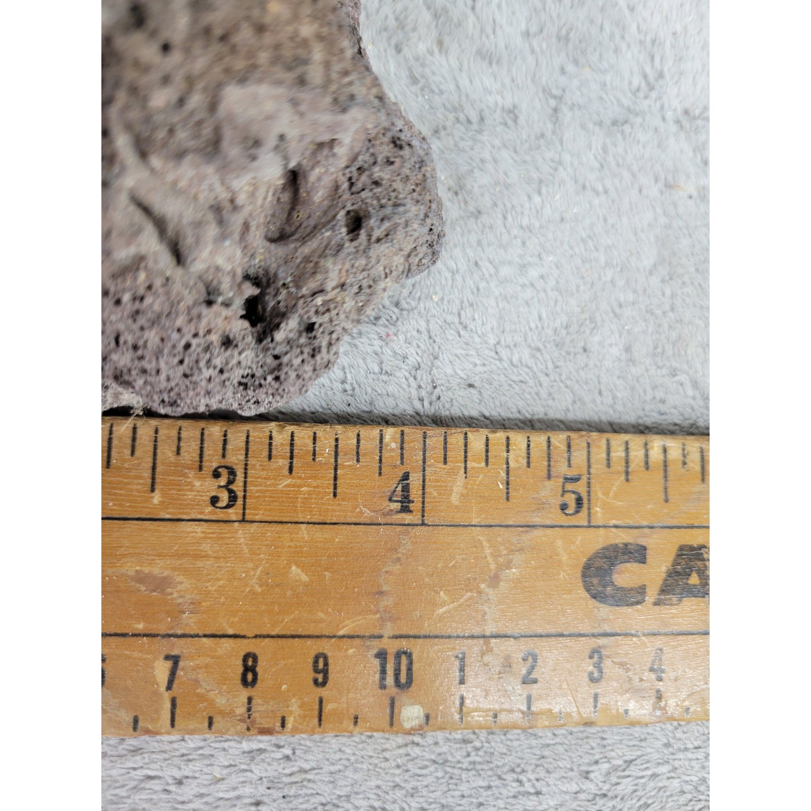 Natural Lava Rock Stone Airstone Aquarium Terrarium Decor Hole Porthole 4"