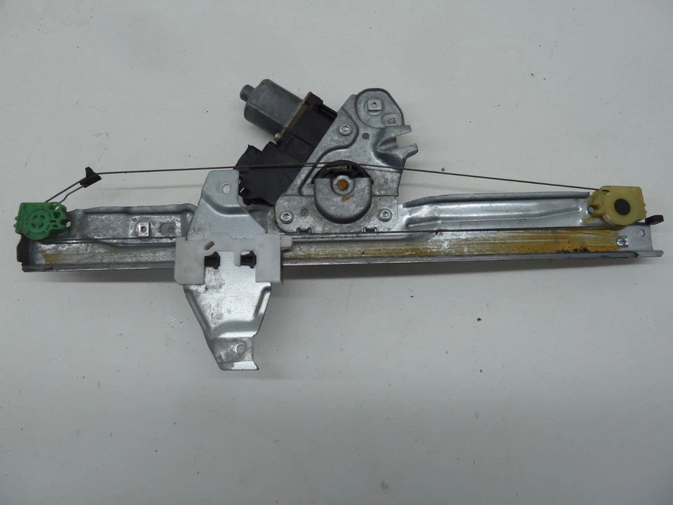 2013 PEUGEOT 308 ALLURE FACELIFT 5DR NEARSIDE LEFT REAR WINDOW MECHANISM MOTOR - Image 4 of 4