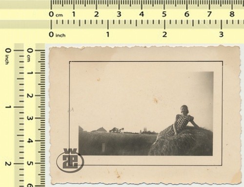 #001 Girl Posed Haystack, Artistic Portrait vintage found orig. photo snapshot #001 Girl Posed Haystack, Artistic Portrait vintage found orig. photo snapshot