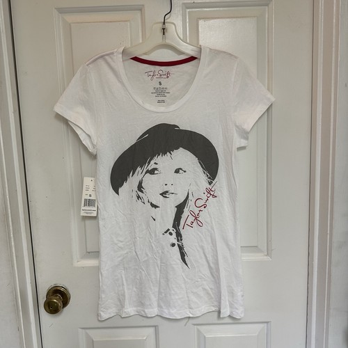 Taylor Swift 2012 Youth Size Smal Official Red White Tee T-shirt NWT