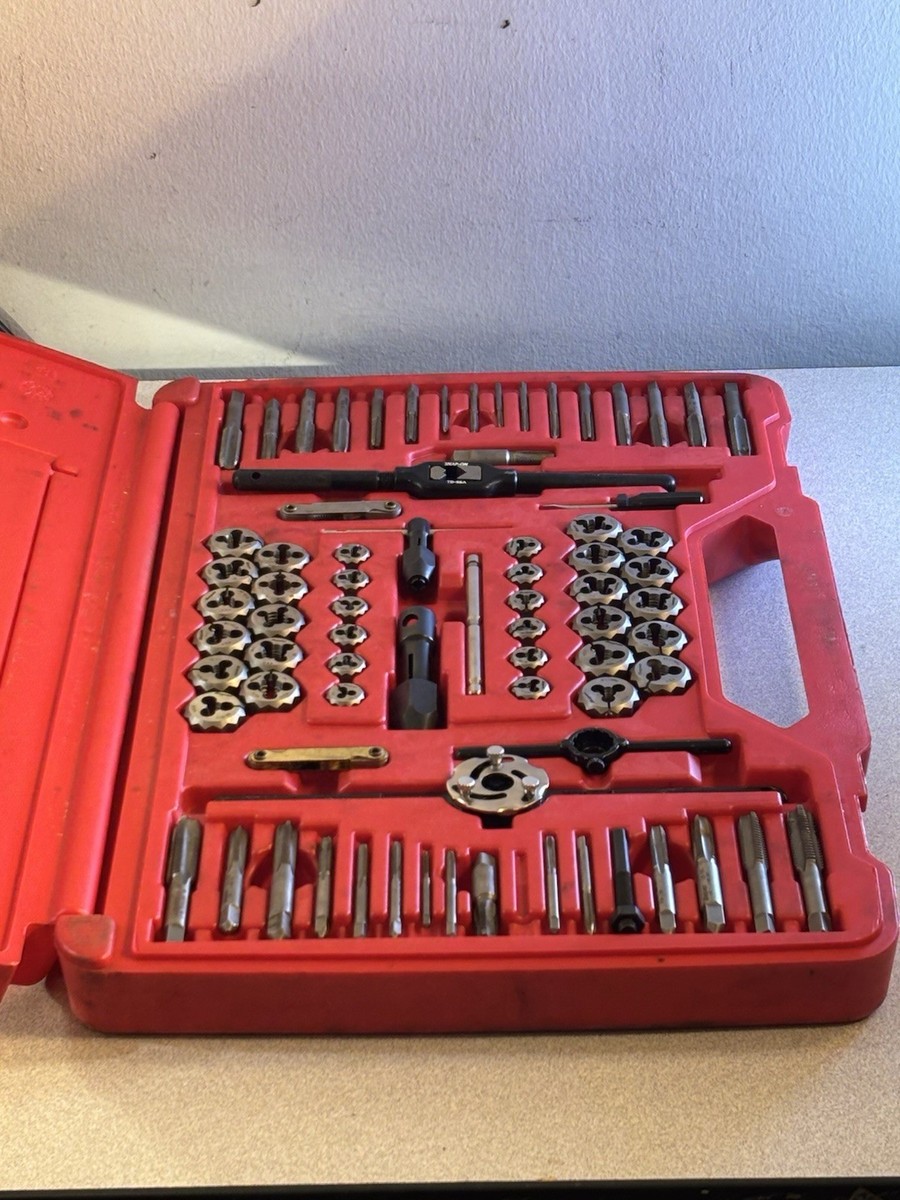 Snap On TOOLS Tap And Die Set 76 Piece Metric And Standerd SET