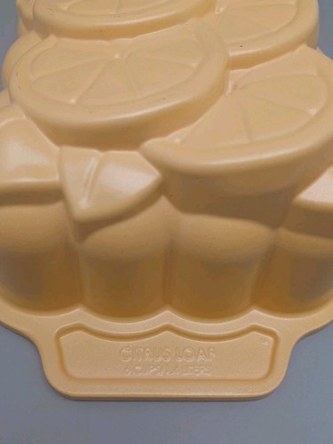Nordic Ware Lemon Slice Loaf Cake Pan Mold 3D Non-Stick 6 Cups Citrus Slices USA - Picture 2 of 6