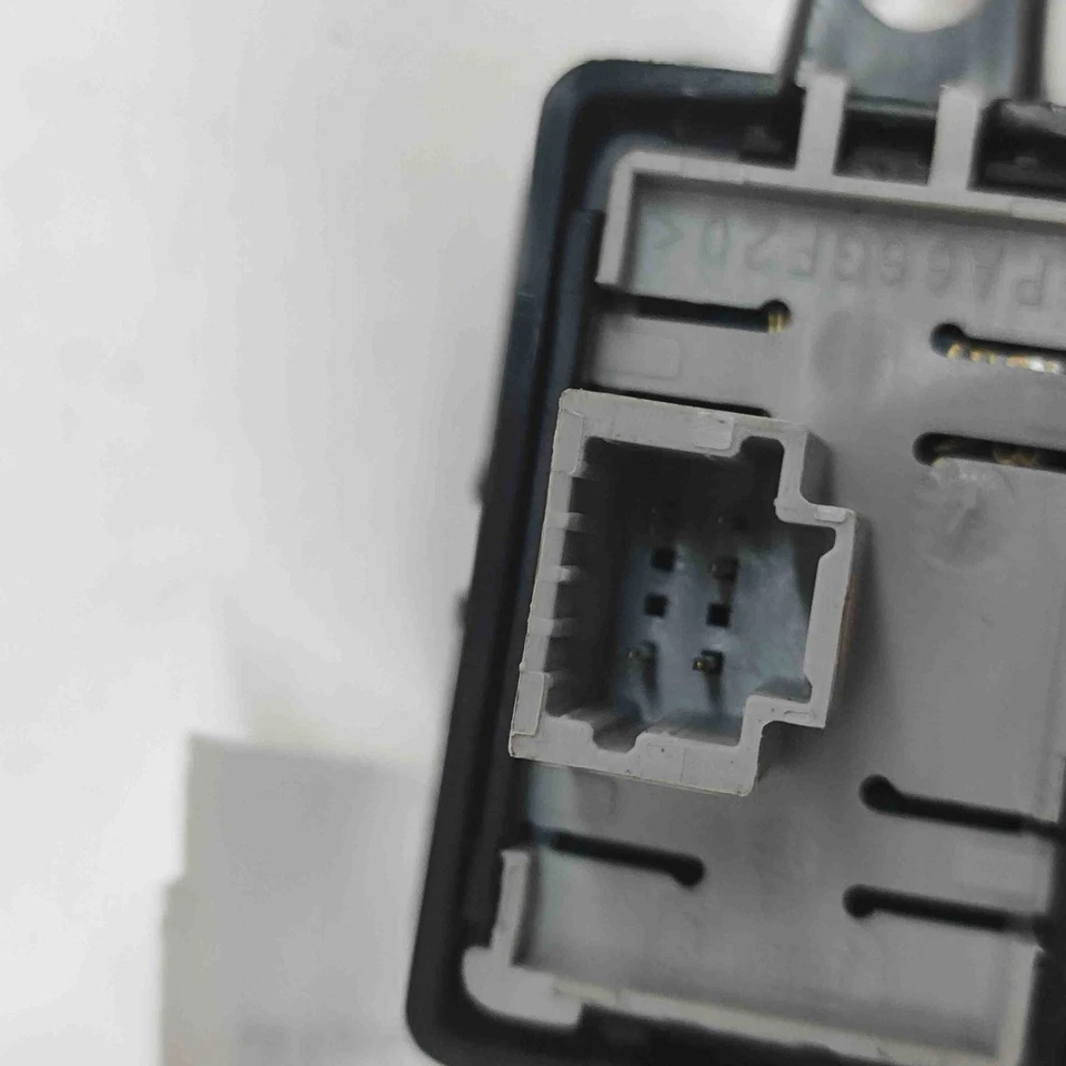 RENAULT MEGANE CC Cruise Control Switch 1015009001 1.6 Diesel 96kW 2014 - Image 4 of 4