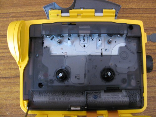 Sony WM-FS593 AM/FM Radio Cassette Player Walkman New Belts Tested Working Great - Picture 8 of 11