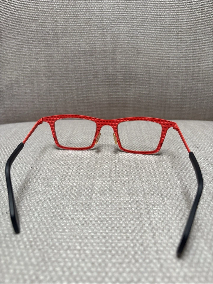 Theo Mille 23 眼镜框仅限男士女士硬质保护壳 — 第 3/4 张图片