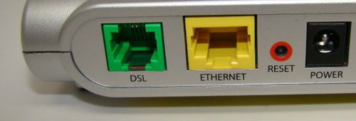 Motorola AT T DSL Modem model 2210 02 1006 - HIGH SPEED ethernet internet dialup - Picture 2 of 9