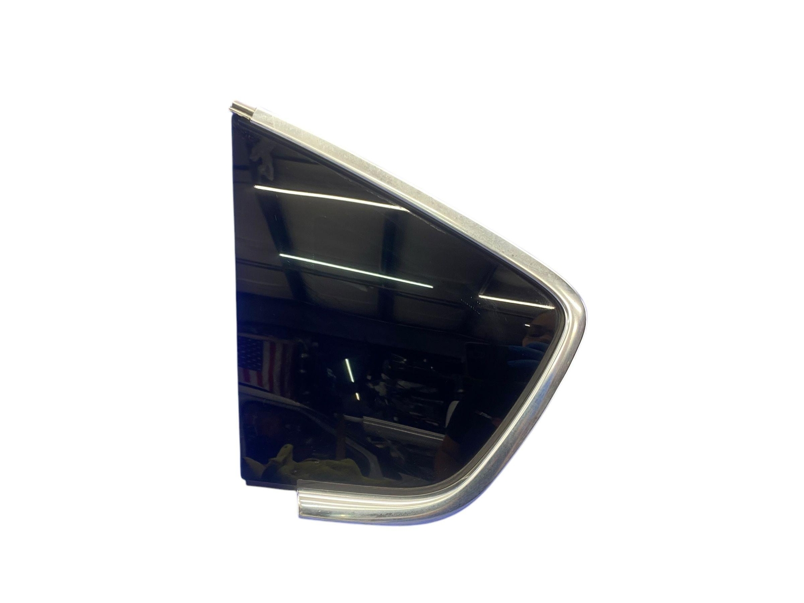 2017-2024 MASERATI LEVANTE REAR LEFT QUARTER WINDOW GLASS W/ CHROME TRIM OEM