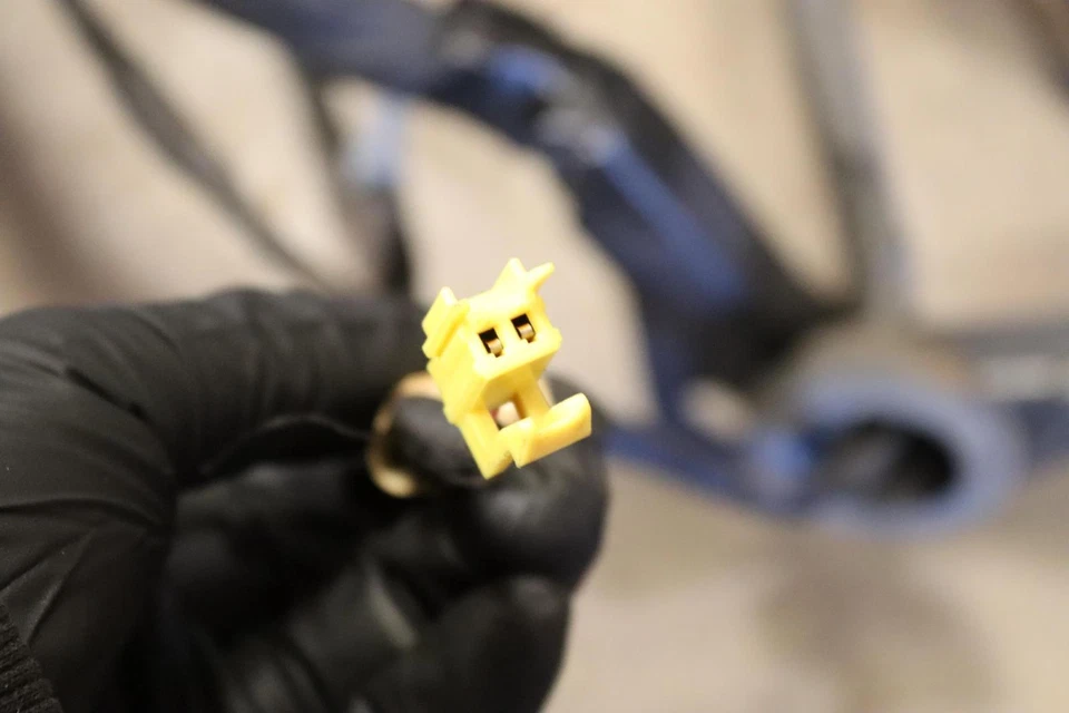 GMC Yukon XL 1500 2012 4x4 carrocería de 6,2 L arnés de cableado principal OEM Foto 2 de 4