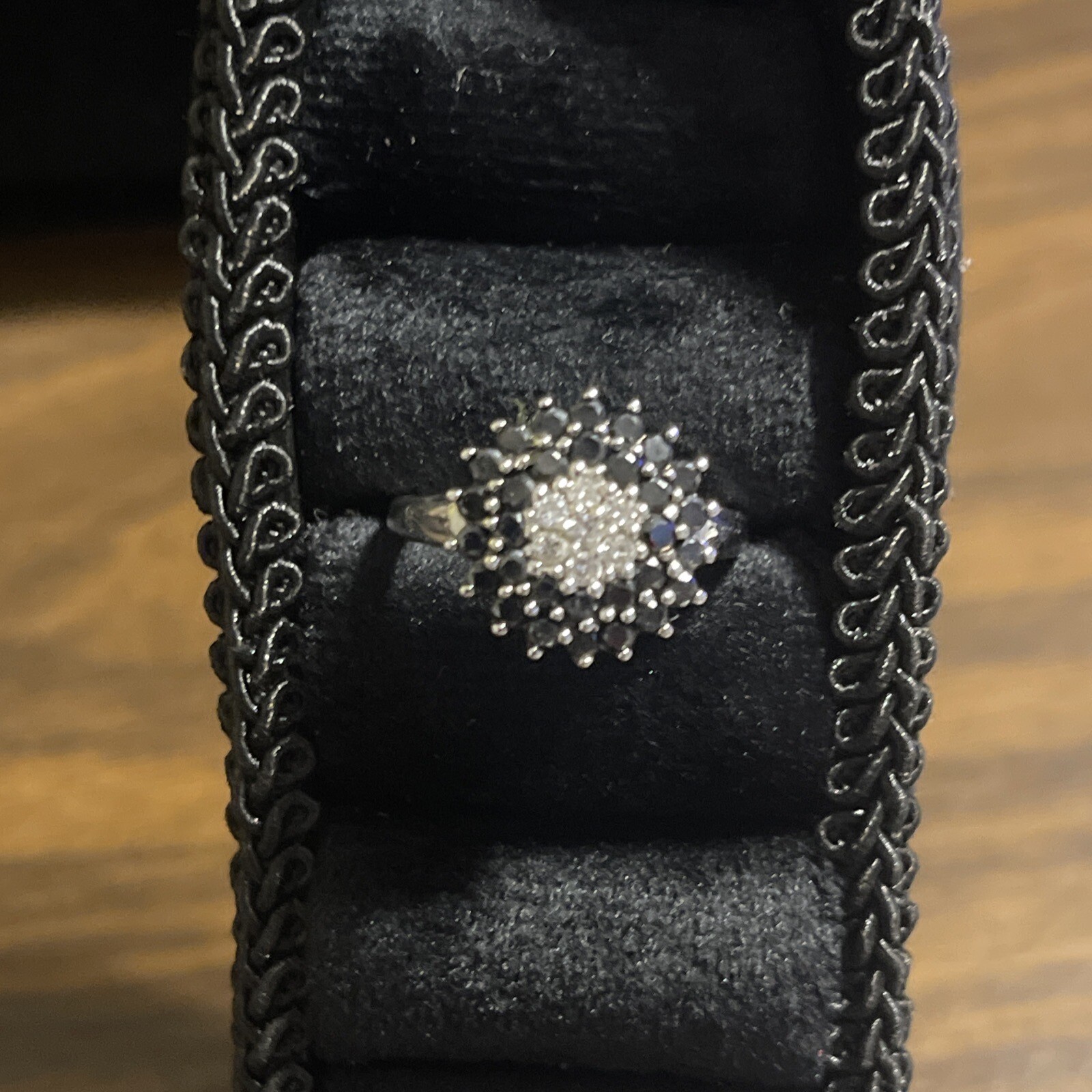 Picture 1 of 4