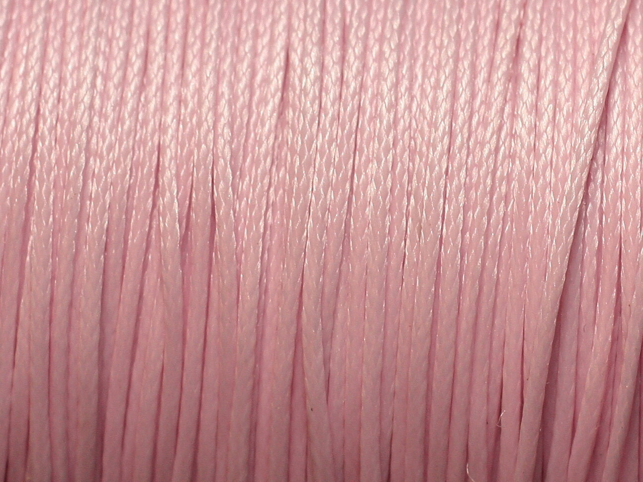 Bobine coton ciré rose poudré 0.8 mm de qualité supérieure pour micro-macramé
