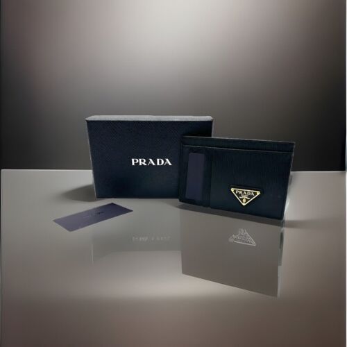 PRADA SAFFIANO LEATHER CARD HOLDER IN BLACK
