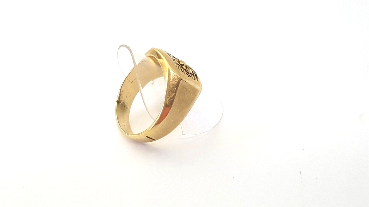 5: 1950s 10ct Gold Korean War United States Marine Corps Insignia