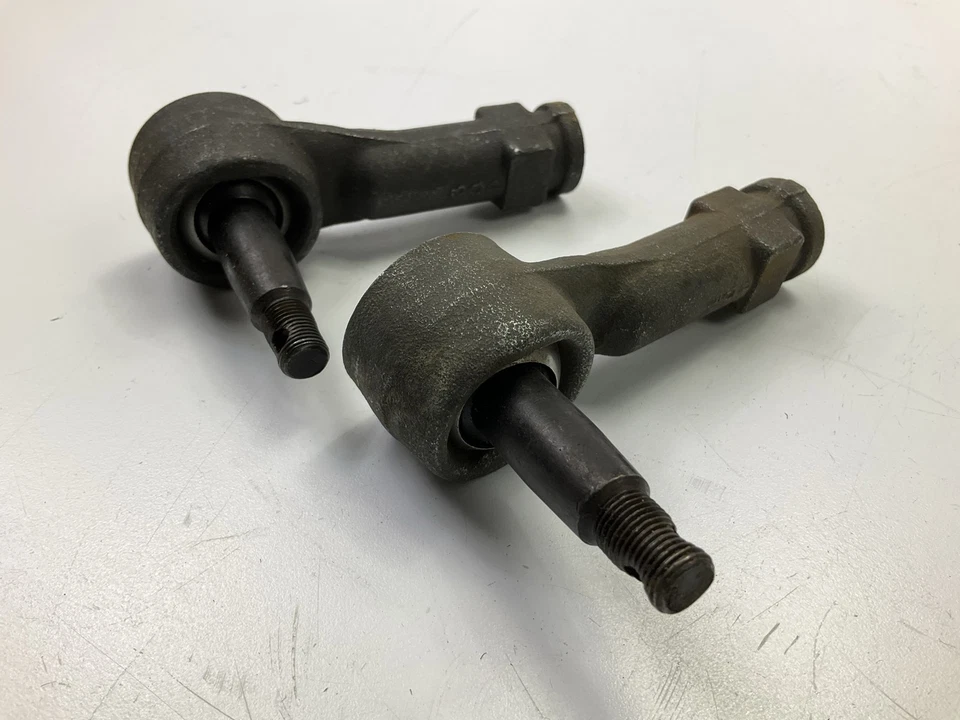 (2) Extremos de varilla de amarre exterior TRW ES2048R - 1976-1986 Chevette, Acadian, 1981-87 T1000 Foto 2 de 4
