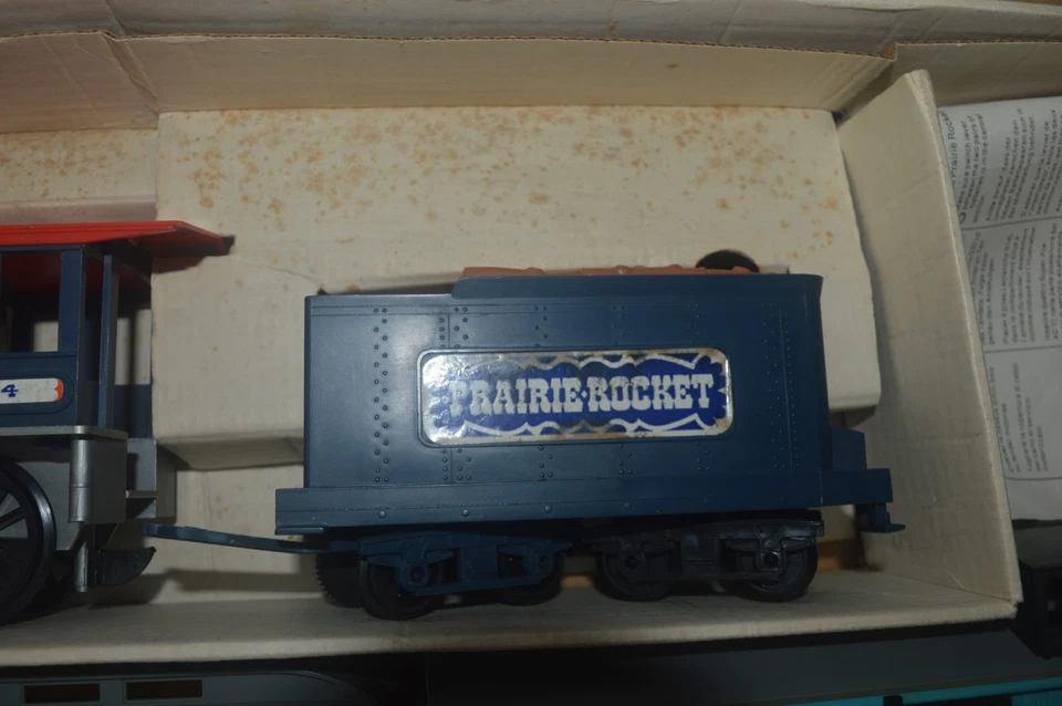 Timpo Prairie Rocket Great Train Hold Up Set Original 1970s Boxed - Image 4 of 4