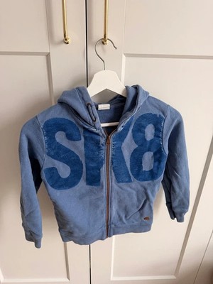 american outfitters Jungen Zipper Kaputzenjacke in Blau mit Print Gr. 128