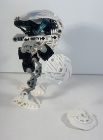 LEGO Bionicle Kohrak (8565) MOSTLY Complete w Mask & Rubber Band Extra Parts