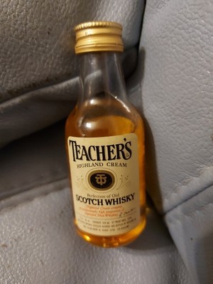 Teacher's Highland Cream Perfection of Old Scotch Whisky 50 ml Mini Flasche 10cm