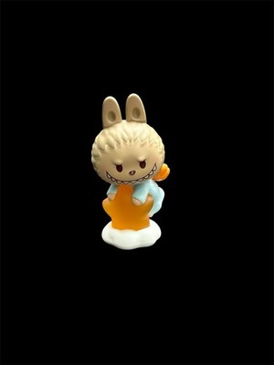 POP MART Lighting the Night Sky Pop Bean - Labubu
