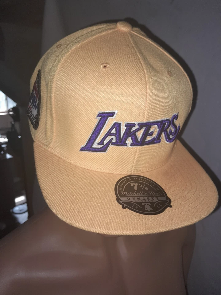 mitchell ness lakers hat hardwood classics - Image 2 of 4