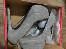 heels size 9 silver sparkle
