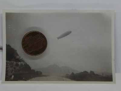 Foto   Luftschiff  Zeppelin '' Graf Zeppelin '' LZ 127  über dem Rhein 1930