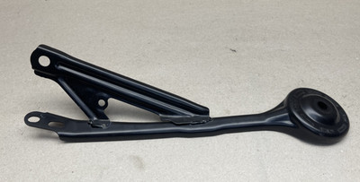 10-15 LEXUS IS250C IS350C REAR LEFT SUSPENSION SUPPORT BRACKET OEM 51602-53010