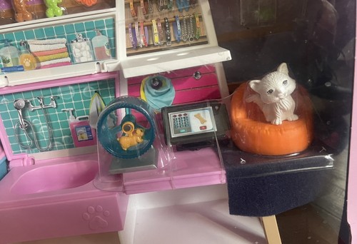 Barbie Pet Boutique con 4 Mascotas Cambio de Color Juego de Acicalamiento Nuevo de Lote Antiguo Perro Gato Mascota - Imagen 5 de 13
