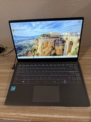 MSI Modern 14 B11MO-609 14.0'' Laptop Intel Core i3 3.00 GHz/ 512 GB/ 16GB-Win 11