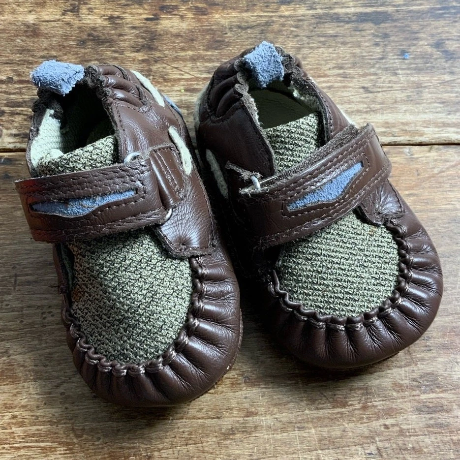 Robeez Brown leather loafers first kicks 3-6 mo - Image 2 of 4