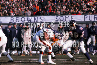 ALAN PAGE SACKING BROWNS NELSEN METROPOLITAN STADIUM NFL CHAMPIONSHIP GAME 1969