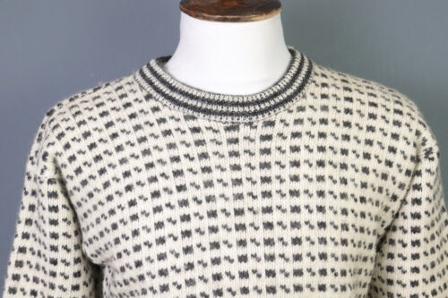 DEVOLD White Abstract Printed Crew Neck Wool Knit Ski Sweater Size XL - Picture 4 of 17