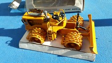 Joal 218 - CAT 825 B Rouleau compacteur, série 1, boite abimée