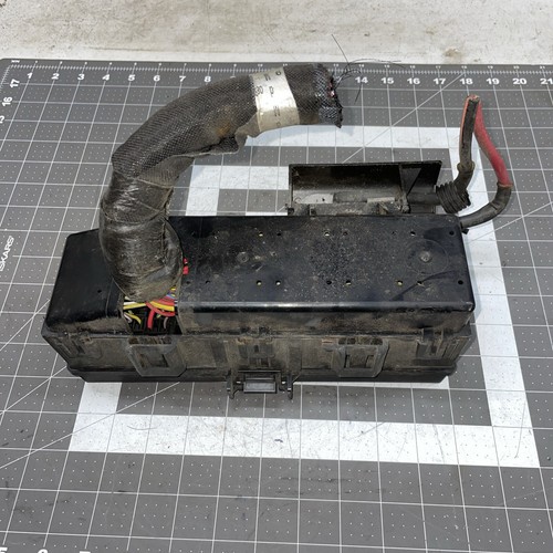 1999 2001 FORD EXPLORER POWER DISTRIBUTION BOX FUSE RELAY JUNCTION BOX - Picture 7 of 8