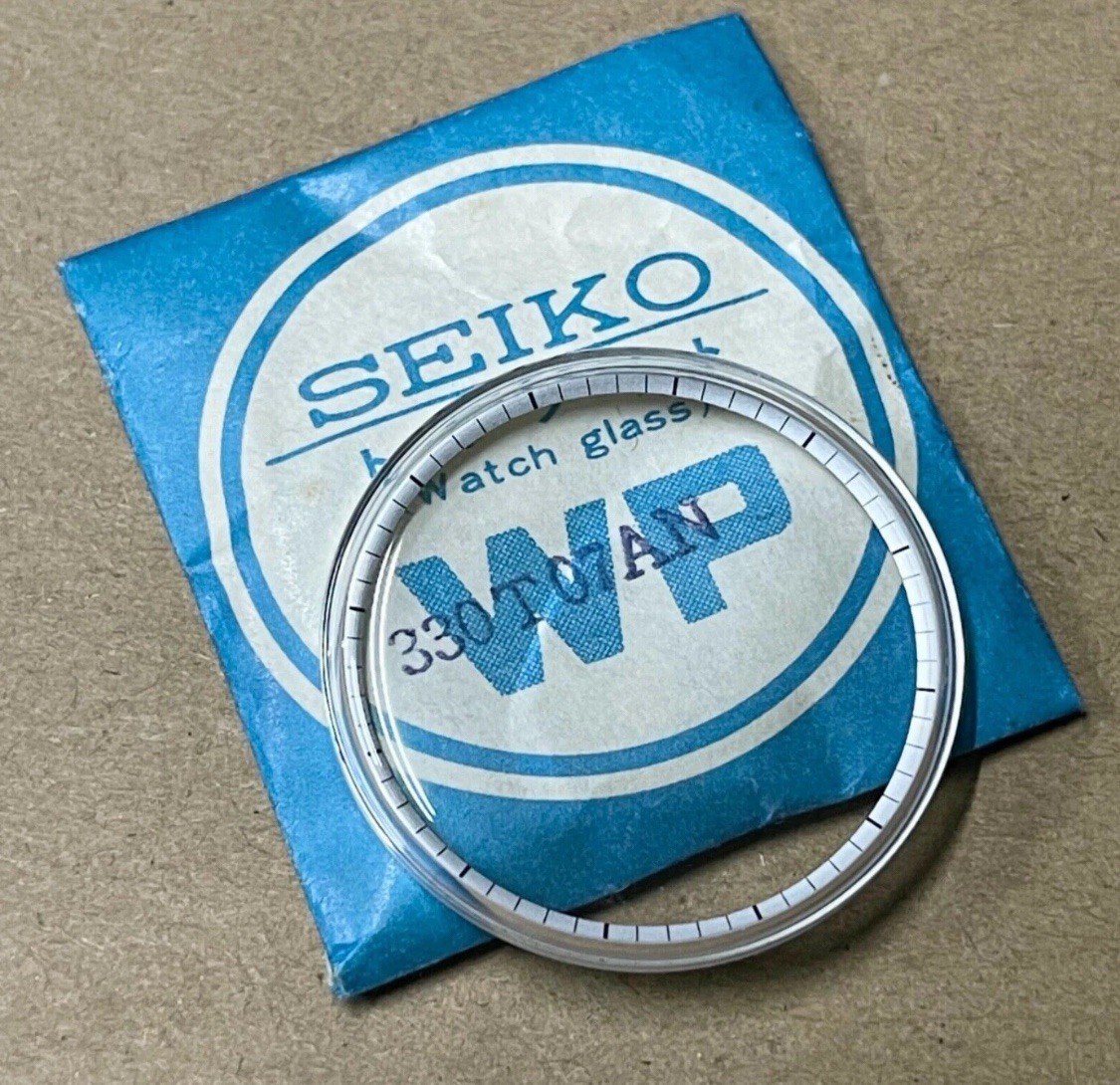 NOS ORIGINAL CRYSTAL FOR VINTAGE SEIKO J13083, 80897, 6218-8970
