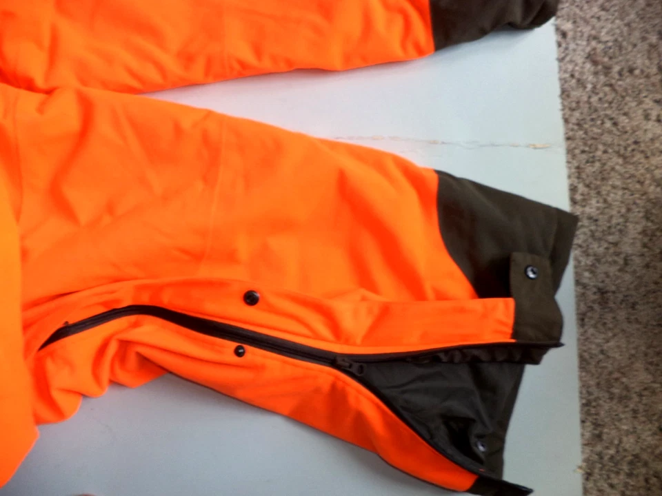 NEW WITH TAGS  Mossy Oak Orange Hunting Insulated Overalls Men’s  3XL Polyester - Image 4 of 4